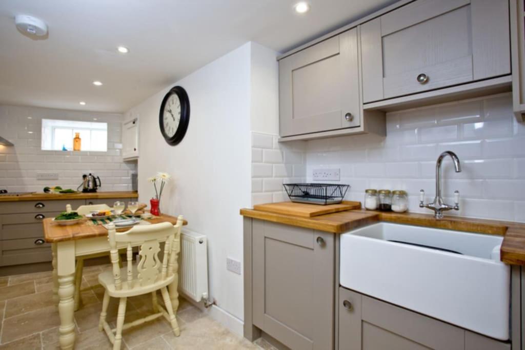 Florence Cottage - A Delightful 2 Bed Cosy Cottage Bishopsteignton Extérieur photo